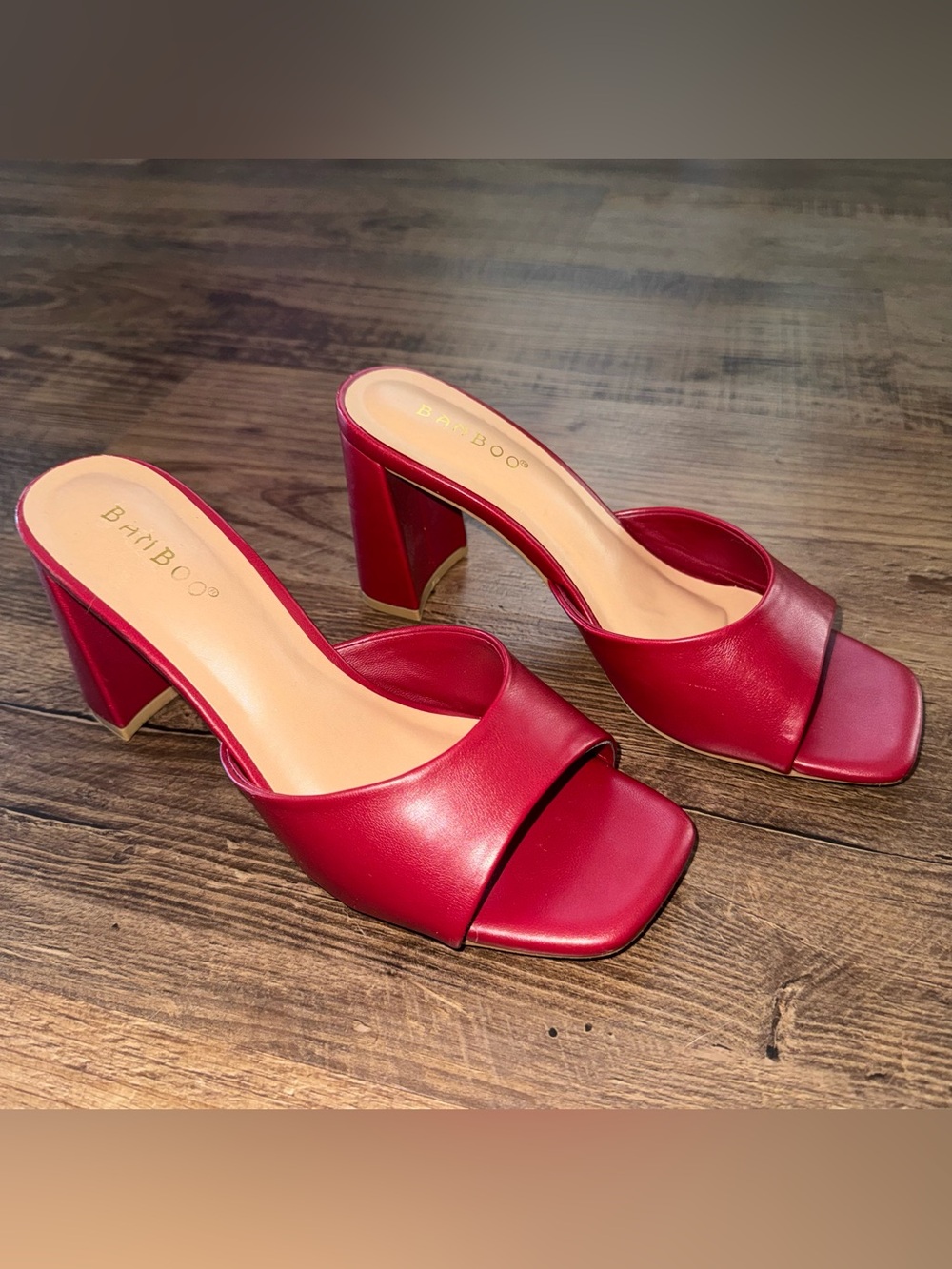 Bamboo Red Square Toe Block Heel Mule Sandals Women’s Size 6 Slip On Heels Y2K